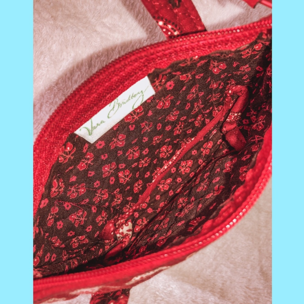 Vera Bradley Red Paisley Purse All $8 and under items 3 for $15 - Picture 3 of 3